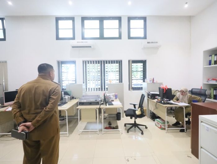 Balai Kota Mendadak Tegang, Appi Temukan Ruangan Tanpa Pegawai saat Sidak 13 6e97efb1 e467 4f1a 81bc 034e123ea46c