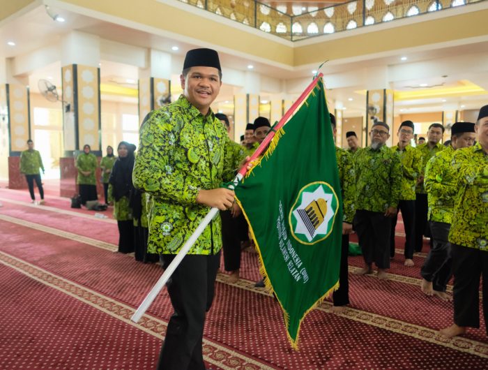 Bupati Bantaeng, M. Fathul Fauzy Nurdin resmi dilantik sebagai Ketua Pimpinan Daerah (PD) Dewan Masjid Indonesia (DMI) Kabupaten Bantaeng masa bakti 2025 - 2030.