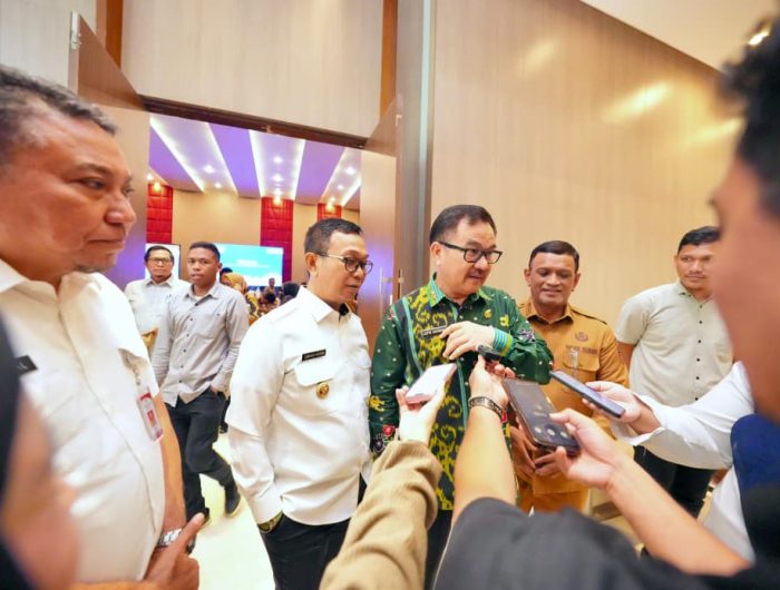Program Sekolah Rakyat bukan hanya program pembangunan fisik, melainkan bagian dari upaya membangun masa depan bangsa melalui pendidikan yang berakar pada nilai lokal dan semangat kemandirian.