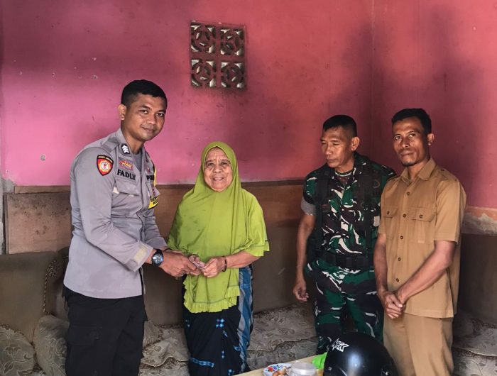 BLT untuk 14 Keluarga: Pemerintah Desa Tegaskan Transparansi dan Prioritas Kebutuhan 13 Pemerintah Desa Manggeasi kembali menyalurkan Bantuan Langsung Tunai (BLT) Dana Desa kepada warga yang masuk dalam kategori keluarga kurang mampu. Sebanyak 14 Kartu Keluarga (KK) dari tujuh dusun menerima bantuan tersebut.