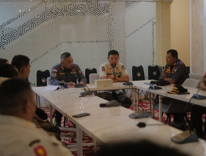 Satuan Polisi Pamong Praja (Satpol PP) Pemerintah Provinsi Sulawesi Selatan menandatangani Memorandum of Understanding (MoU) terkait kerja sama penanganan kebakaran dan penyelamatan di wilayah perbatasan.