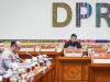 Komisi III DPR RI hari ini (18/11/2025) menggelar rapat kerja bersama Wakil Kepala Kepolisian Republik Indonesia (Wakapolri) dan jajaran Pejabat Utama Mabes Polri untuk membahas agenda strategis terkait reformasi hukum serta reformasi institusi Polri. Rapat berlangsung di Kompleks Parlemen Senayan dengan suasana dinamis dan penuh masukan konstruktif.