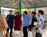 Mahasiswa Program Studi Teknologi Pendidikan, Universitas Negeri Makassar (UNM), menampilkan karya visual mereka dalam bentuk pameran fotografi bertema “Memotret Warga untuk Warga”.