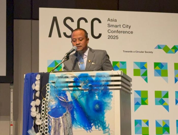 Gubernur Sulsel Paparkan Arah Pembangunan Mamminasata di ASCC 2025 Jepang 13 Gubernur Sulawesi Selatan, Andi Sudirman Sulaiman menjadi salah satu pembicara pada ajang bergengsi Asia Smart City Conference (ASCC) 2025 yang digelar di Pacifico Yokohama North, Jepang, pada 25-27 November 2025.