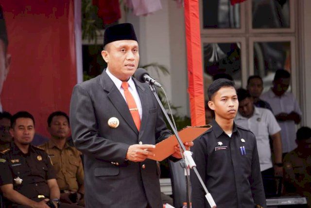 Terkait Pembayaran PBB Asrama Sulsel di Bandung, Pemprov: Anggaran Sudah Ada Sisa Dibayarkan 13 Pemerintah Provinsi Sulawesi Selatan memberikan penjelasan terkait sorotan publik atas kondisi Asrama Mahasiswa Sulsel (Lontara) di Bandung, Jawa Barat, yang dinilai memprihatinkan dan turut menyisakan tunggakan Pajak Bumi dan Bangunan (PBB).