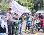 Bupati Bantaeng, M. Fathul Fauzy Nurdin melepas ribuan rider peserta One Day Trail Adventure Part 2, Jelajah Alam Butta Toa 2025, di Lapangan Hitam Pantai Seruni, Sabtu, 29 November 2025.
