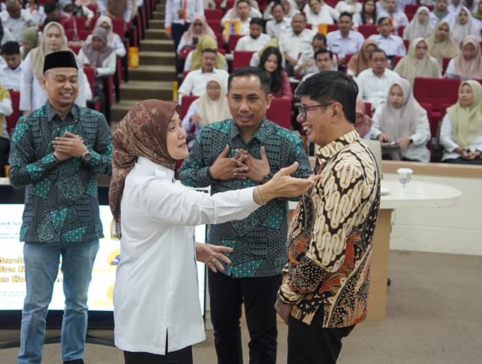 Wakil Wali Kota Makassar Minta ASN Waspada Aktivitas Keuangan Ilegal 13 f4f51a1c afb4 4b4e 9941 f36f4cb9b507