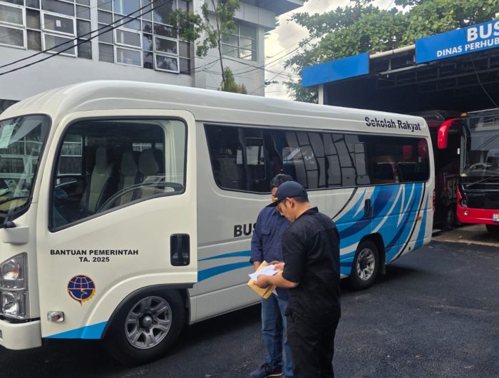 Bus Sekolah Gratis Pemkot Makassar Bertambah, Enam Armada Layani Pelajar SD & SMP 12 8047bd68 7b2c 4821 88ca 7e2c099c8cba