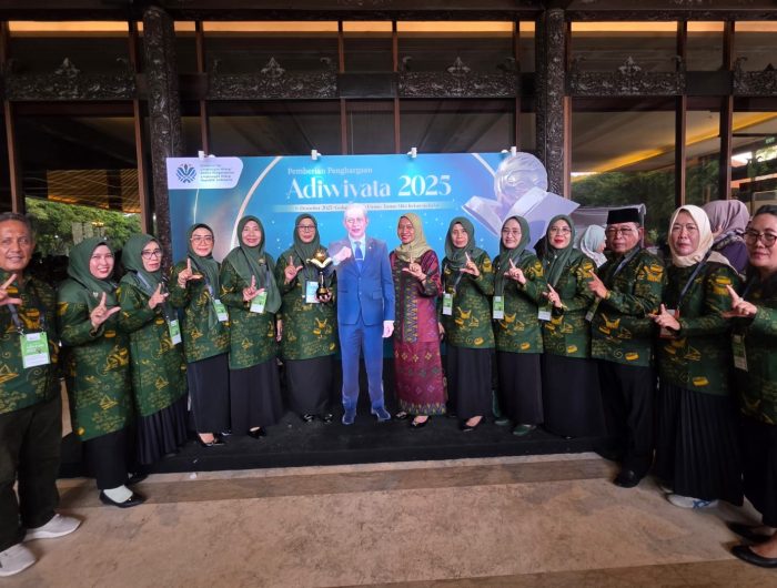 Appi–Aliyah Antar Makassar Torehkan Prestasi: 10 Sekolah Lolos Adiwiyata Nasional 2025 13 9e65e417 8fc8 4dbe b106 364f6011bfe2