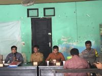 Agenda koordinasi pemekaran Desa Karampa Amu tahun 2026 berlangsung lancar dan konstruktif dalam rapat yang digelar oleh panitia pemekaran desa. Kepala desa dalam sambutannya menyampaikan dukungan penuh terhadap langkah pemekaran tersebut, serta berharap proses ini dapat membawa kemajuan dan pemerataan pembangunan wilayah.