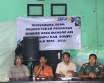 Pemilihan pengurus Badan Usaha Milik Desa (BUMDes) Manggeasi tahun 2025 berlangsung tertib dan aman. Kegiatan yang digelar di aula desa ini dihadiri pemerintah desa, BPD, unsur keamanan, tenaga ahli pemberdayaan masyarakat, serta tokoh masyarakat, Kamis (04/12/2025).