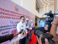 Sekda Sulsel Jufri Rahman Buka Workshop Pengasuhan Berbasis Hak Anak yang Digelar DWP Sulsel 17 Sekretaris Daerah Provinsi Sulawesi Selatan, Jufri Rahman, membuka secara resmi Workshop Peningkatan Kapasitas Pengasuhan Berbasis Hak Anak bagi organisasi perempuan yang diselenggarakan oleh Darma Wanita Persatuan (DWP) Sulsel di Hotel Claro, Rabu, 10 Desember 2025.