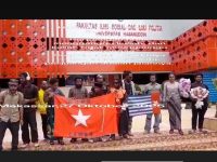 Ketua Aliansi Alumni Pemerhati Unhas Syahrullah, Mengecam Pihak Kampus Atas Berkibarnya Bendera Bintang Kejora dan KNBP 16 Suasana di lingkungan Universitas Hasanuddin berubah menjadi tegang pada 11 Desember 2025. Ini bukan aksi Demonstrasi, tapi sebuah bendera Bintang Kejora dan KNPB berkibar dalam sebuah dokumentasi pada moment wisuda saat itu.