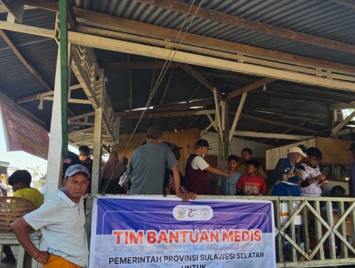 Tim Medis Pemerintah Provinsi Sulawesi Selatan mencatat telah melayani 2.177 pasien selama masa tanggap darurat bencana di Kabupaten Aceh Tamiang. Pelayanan kesehatan dilakukan secara intensif melalui posko-posko kesehatan lapangan serta dukungan pelayanan di rumah sakit rujukan di wilayah setempat.