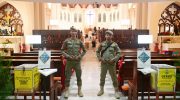 Personel Satuan Polisi Pamong Praja (Satpol PP) Pemerintah Provinsi Sulawesi Selatan melakukan pengamanan perayaan malam Natal di sejumlah gereja di Kota Makassar, Selasa 24 Desember 2025.