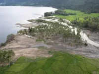 Anggota Komisi II DPR RI, Indrajaya, mendesak Kementerian Agraria dan Tata Ruang/Badan Pertanahan Nasional (ATR/BPN) untuk menggratiskan seluruh pengurusan sertifikat tanah bagi masyarakat penyintas bencana di wilayah Sumatera.