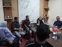 f7fff17b 04c6 43ab 8d45 7e064f901621