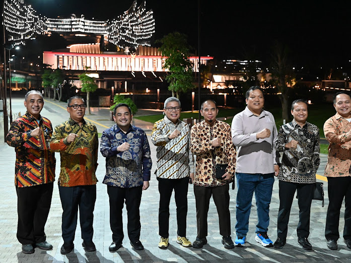 1e5642a1 bc70 47df 8e83 ad81e026a662