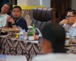 Pemerintah Kota Parepare menunjukkan komitmennya dalam melindungi hak para guru dengan mengambil langkah cepat dan strategis menyikapi kebijakan pusat terkait pencairan Tunjangan Hari Raya (THR) dan Gaji ke-13 bagi guru Aparatur Sipil Negara (ASN).