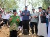 Bupati Kabupaten Bantaeng Uji Nurdin saat Groundbreaking Pondok Pesantren As’adiyah, di Bonto Tangnga, Kecamatan Ulu Ere, Kabupaten Bantaeng, Sabtu 24 Januari 2026.