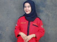 Pernikahan anak usia dini masih sering terjadi di beberapa pelosok desa dan, ironisnya, kerap dianggap sebagai hal yang biasa oleh sebagian masyarakat. Kondisi ini menunjukkan masih rendahnya kesadaran akan besarnya dampak yang ditimbulkan terhadap masa depan anak, baik dari segi kesehatan, pendidikan, maupun kualitas hidup secara keseluruhan.
