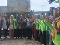 Wali Kota Parepare, Tasming Hamid, mengunjungi Bank Sampah Kelurahan Labukkang, Kecamatan Ujung, Kota Parepare. Kunjungan tersebut disambut langsung oleh Ketua Bank Sampah Labukkang, Mustuna, bersama para pengelola dan warga setempat.