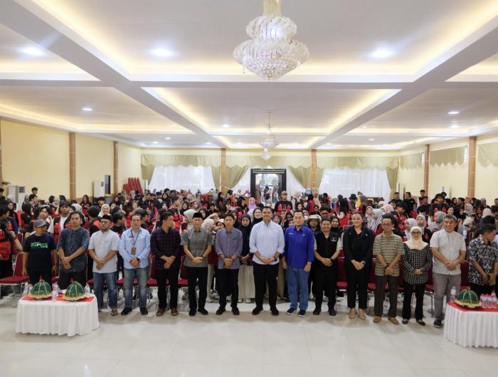 Bupati Bantaeng, M. Fathul Fauzy Nurdin melepas 194 peserta mahasiswa Kuliah Kerja Nyata (KKN) Gelombang 115 Universitas Hasanuddin (Unhas), di Balai Kartini, Jumat sore, (13/02/2026).