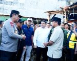 Gubernur Sulawesi Selatan, Andi Sudirman Sulaiman bersama jajaran Forkopimda Sulsel, Bulog, BPS, KPPU serta Wali Kota Makassar melakukan inspeksi mendadak (sidak) harga kebutuhan pangan di Pasar Terong, Kota Makassar, Jumat (20/02/2026).