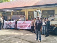 Warga Syamsul Bahri Demo Dugaan Pelanggaran Perumahan Pesona Mario, Pemkot Parepare Ancam Bekukan Izin 15 Warga Jalan Syamsul Bahri yang didampingi LSM Pakar menggelar unjuk rasa terkait dugaan pelanggaran pembangunan Perumahan Pesona Mario di Jalan Syamsul Bahri, Parepare, Jumat (20/02/2026).