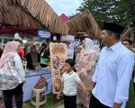 Bupati Bantaeng, Muh. Fathul Fauzy Nurdin, resmi membuka Festival Ramadhan Bangkit Vol.2 Tahun 2026 yang digelar di Lapangan Hijau Pantai Seruni, Sabtu (21/02/2026).