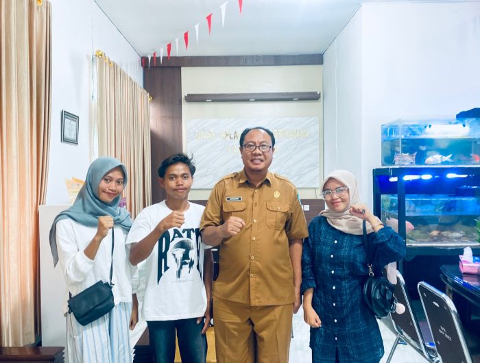 Dalam rangka memeriahkan Bulan Suci Ramadan, Komunitas Mahasiswa dan Pemuda Kamudi (KMPK) melakukan audiensi ke sejumlah instansi pemerintahan guna menjalin kemitraan dan memperlancar agenda keagamaan yang akan digelar di Dusun Kamudi, Selasa (24/2/2026).