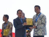 Bantaeng kembali berhasil meraih Penghargaan Nasional bidang Pengelolaan Sampah dari Kementerian Lingkungan Hidup berupa Sertifikat Adipura.