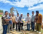 Anggota Komisi II DPR RI, Taufan Pawe, meninjau langsung titik abrasi di Cappa Gusung, Kelurahan Sapolohe, Kecamatan Bonto Bahari, Kabupaten Bulukumba, Jumat (6/2/2026).