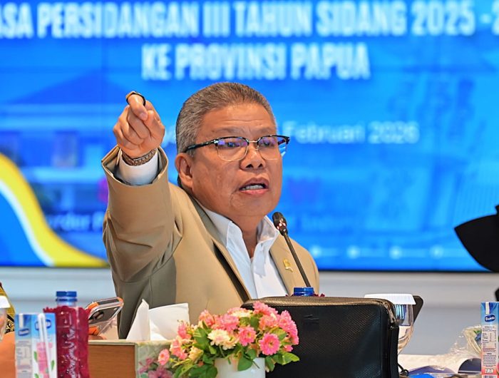 Anggota Komisi II Dewan Perwakilan Rakyat Republik Indonesia (DPR RI) Taufan Pawe menilai pengelolaan wilayah perbatasan negara memerlukan penanganan yang lebih komprehensif melalui pembentukan Panitia Khusus (Pansus) DPR RI yang bersifat lintas komisi.