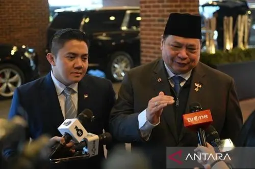 Sekretaris Kabinet (Seskab) Teddy Indra Wijaya menegaskan Indonesia siap menghadapi segala kemungkinan menyusul putusan Mahkamah Agung Amerika Serikat yang membatalkan kebijakan tarif global Presiden Donald Trump.