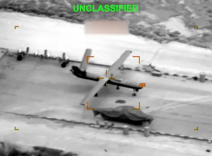 Konfrontasi antara Amerika Serikat dan Iran memasuki babak baru setelah serangan udara gabungan AS–Israel yang menargetkan sejumlah lokasi di Iran. Operasi militer tersebut menandai fase permusuhan terbuka, dengan Presiden AS Donald Trump mengindikasikan kampanye dapat berlangsung selama empat hingga lima minggu.