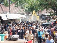 Penertiban 20 PKL di Jalan Kalimantan, Pemkot Makassar Siapkan Solusi Relokasi 30 298722a9 1a8d 428a b07c 8dd3bae71c17