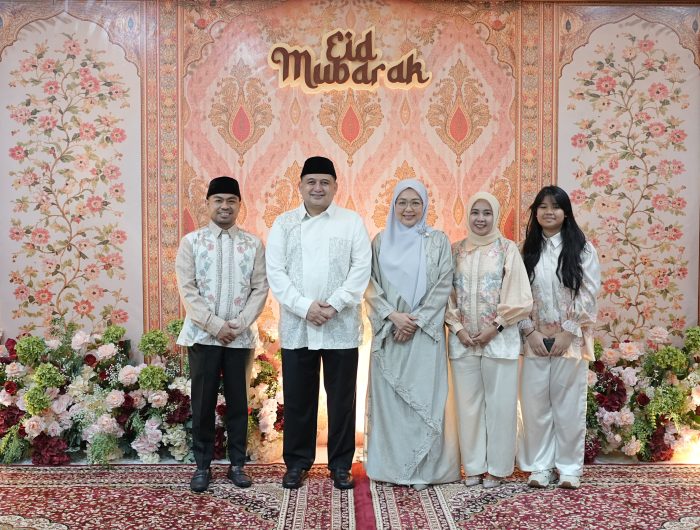 Berlangsung 2 Jam, Appi–Melinda Aksa Pilih Open House Sederhana, Wujud Empati di Idulfitri 12 42441774 3829 4fef 95ae 252693acb265