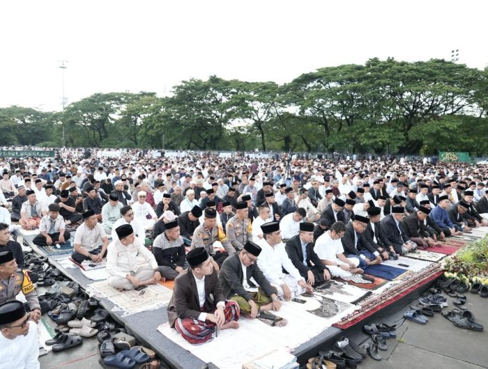 Puluhan Ribu Warga Padati Karebosi Antusias Sholat Idulfitri Bersama Wali Kota Appi 13 79e98812 5973 4aa7 bdad 47f62e2fb85c