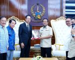 Gubernur Sulawesi Selatan, Andi Sudirman Sulaiman menyambut kunjungan kehormatan Duta Besar Kerajaan Thailand, Prapan Disyatat di Kantor Gubernur Sulsel, pada Selasa (3/3/2026).