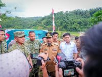 Gubernur Sulawesi Selatan, Andi Sudirman Sulaiman, menghadiri Launching 200 Titik Jembatan Gantung Aramco dan Belly sebagai Perintis Garuda se-Indonesia oleh Presiden RI Prabowo Subianto melalui TNI AD.