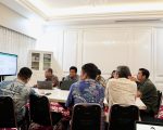 Rapat Pembahasan Preservasi Jalan Multi Years Contrak Paket 6 digelar di Ruang Rapat Toraja Room, Kantor Gubernur Sulawesi Selatan. Kamis, 12 Maret 2026.