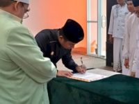 Pengurus Daerah Ikatan Persaudaraan Imam Masjid (PD IPIM) Kota Parepare periode 2025–2030 resmi dilantik. Pelantikan tersebut dirangkaikan dengan Rapat Kerja (Raker) dan Tahsinul Qira’ah di Kota Parepare, Jumat (17/1/2026).