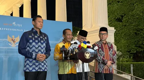 Ketua Umum Partai Golkar, Bahlil Lahadalia, menyatakan pemerintah terus memperkuat konsolidasi nasional guna merespons dinamika global yang semakin kompleks.