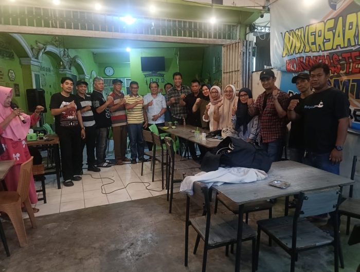 535f984b 8c9d 4074 8193 19cc0fcd11a5