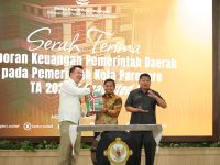 Wali Kota Tasming Hamid Serahkan LKPD Unaudited 2025, Tegaskan Komitmen Transparansi Keuangan 25 Wali Kota Parepare, Tasming Hamid secara resmi menyerahkan Laporan Keuangan Pemerintah Daerah (LKPD) Tahun Anggaran 2025 kepada Badan Pemeriksa Keuangan (BPK) Perwakilan Provinsi Sulawesi Selatan.