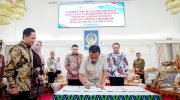 Gubernur Sulawesi Selatan, Andi Sudirman Sulaiman bersama Wali Kota Makassar, Munafri Arifuddin, Bupati Gowa Sitti Husniah Talenrang, serta Wakil Bupati Maros Andi Muetazim Mansyur menandatangani Perjanjian Kerja Sama (PKS) pembangunan Pengolahan Sampah menjadi Energi Listrik (PSEL) senila Rp3 Triliun yang akan dibangun di wilayah Tamangapa, Kecamatan Manggala, Kota Makassar.