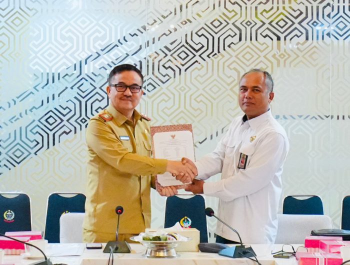 Pemerintah Provinsi Sulawesi Selatan kembali menegaskan komitmennya terhadap transparansi dan akuntabilitas pengelolaan keuangan daerah dengan menerima tim auditor Badan Pemeriksa Keuangan (BPK) Perwakilan Sulsel, Senin, 6 April 2026.