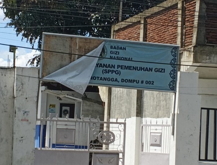 Tampak depan Dapur MBG Dorotangga dibawah naungan Yayasan Nusa Tenggara Membangun. (Foto: Dok Netral.co.id/Alanda).