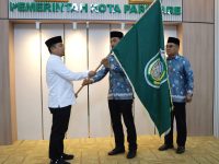 Wali Kota Tasming Hamid Lepas Kafilah Parepare Ikuti MTQ XXXIV Sulsel di Maros 25 Wali Kota Parepare, Tasming Hamid, secara resmi melepas kafilah Kota Parepare untuk mengikuti Musabaqah Tilawatil Qur’an (MTQ) XXXIV tingkat Provinsi Sulawesi Selatan yang akan digelar di Kabupaten Maros. Acara digelar di Lounge TSM Rujab Wali Kota Parepare. Sabtu, (11/4/2024).